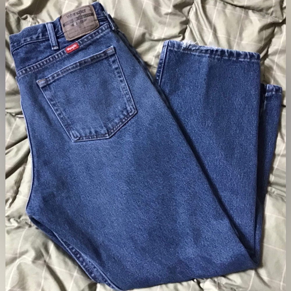 Wrangler relaxed fit - Picture 2 of 3
